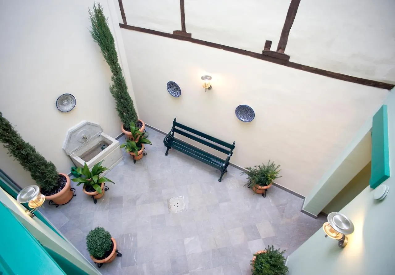 Laurel Suites Apartments Granada