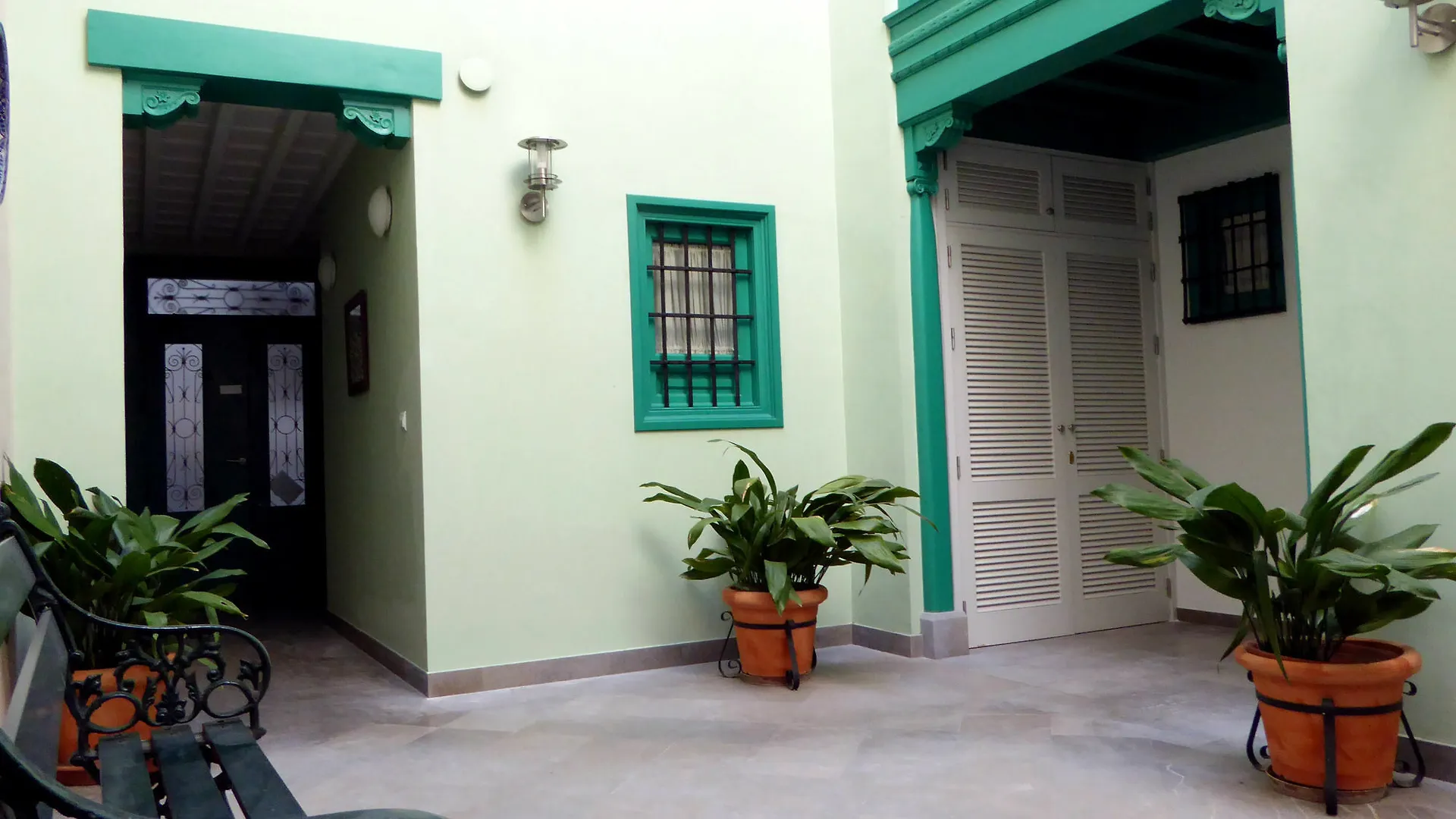 Laurel Suites Apartments Granada